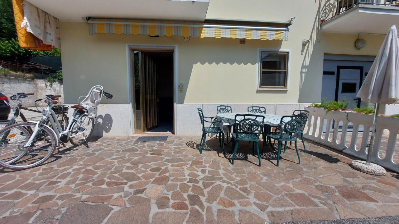Narcisa Patio Apartment Bardolino Exteriér fotografie